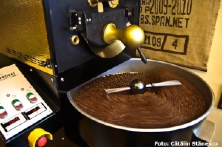 Top blogging: Gandurile scriitorului Stelian Tanase despre cafegiul daruit de Dumnezeu: GHEORGHE FLORESCU (3)