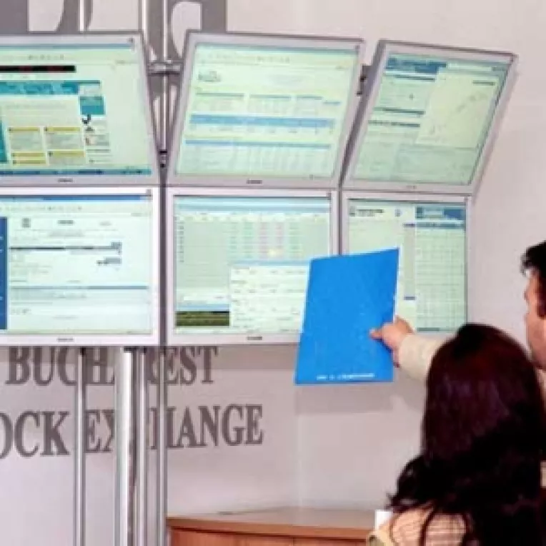 Tranzactiile pietei Rasdaq au scazut cu 11%
