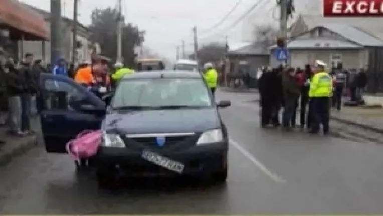 Trei fetite, spulberate miercuri pe trecerea de pietoni de soferul unui Logan, In Buzau