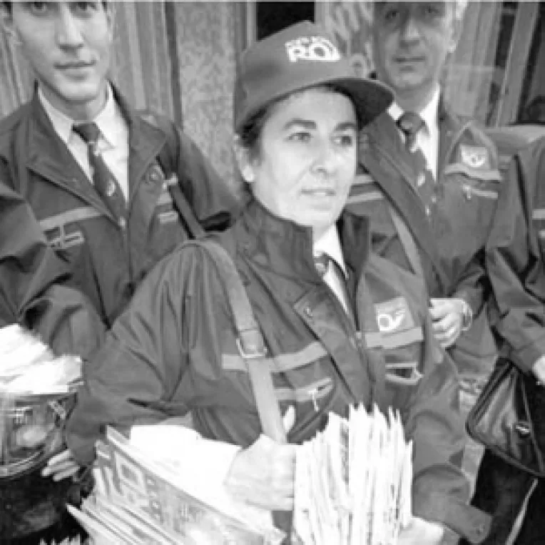 Trimiterea scrisorilor ne va costa dublu