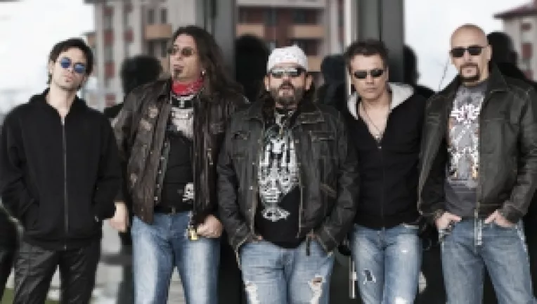 Trupa Cargo lanseaza astazi un nou single, "Nu ma lasa sa-mi fie dor"

