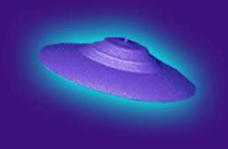 UFO, OVNI, OZN:  Sub aceasta denumirea exista ceva ce nu intelegem, care la ora actuala este relativ inexplicabil