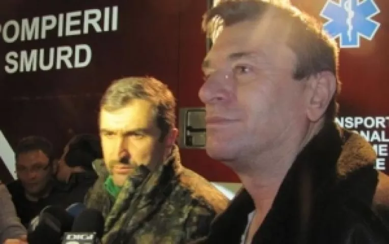 Un padurar a localizat epava avionului, in timp ce toti sefii serviciilor si directiilor au fost prosti ca noaptea