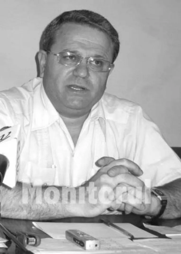 Un singur adversar pentru sefii Combinatului