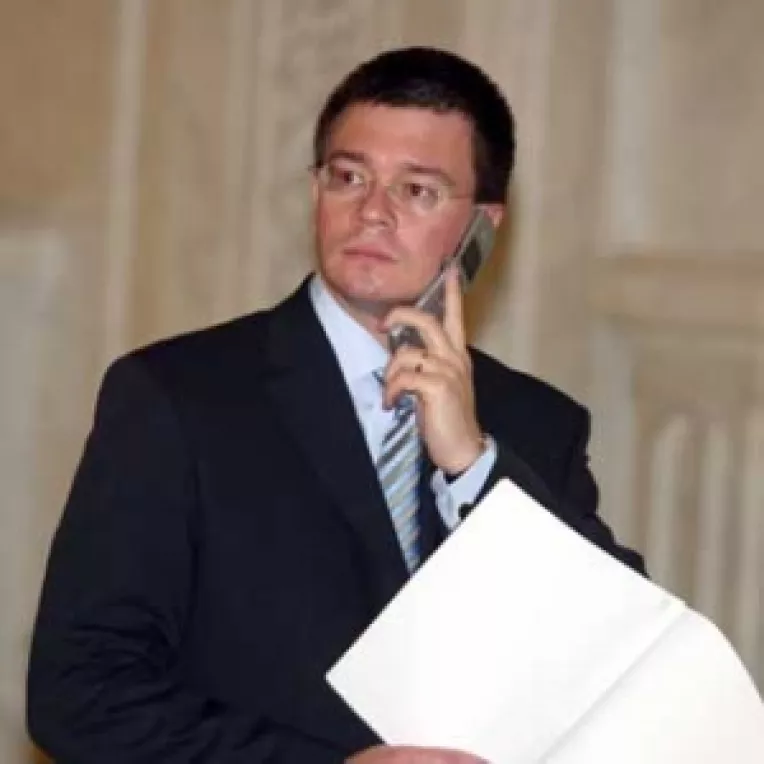 Ungureanu si-a luat adio de la Ministerul de Externe