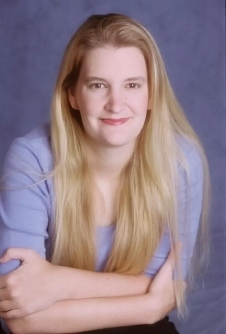 Varsta la care femeile au primul copil este in crestere  (1)