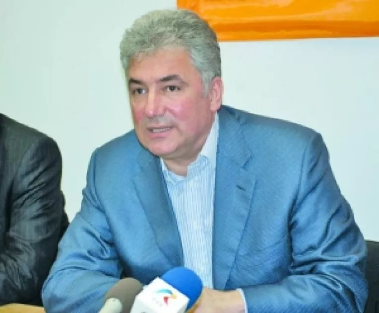 Videanu nu este de acord cu taxa primaritei Mariana Mircea