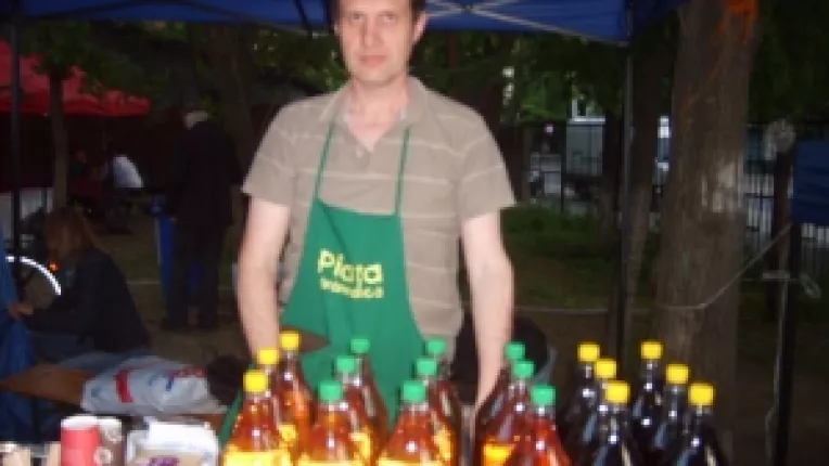 Vinuri de la Poteca Corbului, fara conservanti, la targul Piata Taraneasca de la MTR