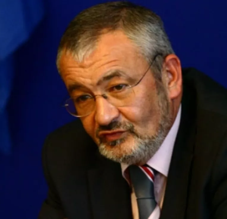 Vladescu: Ford preia Automobile Craiova fara datorii