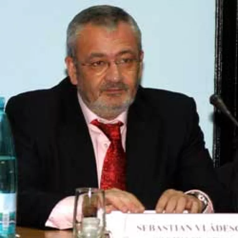 Vladescu isi asuma esecul negocierilor cu FMI