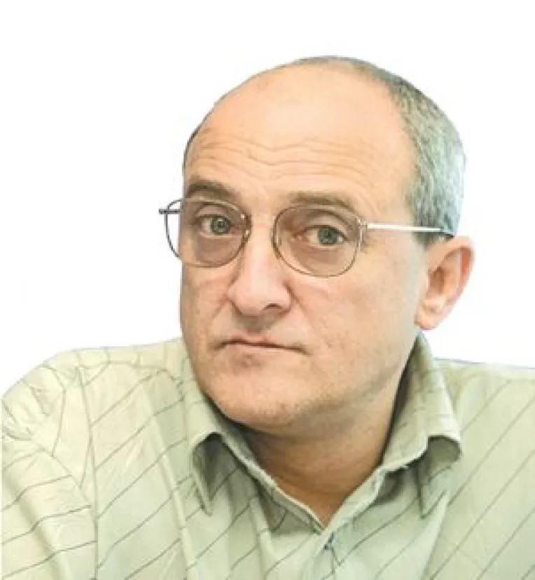 Vladimir Pasti: Imposibila A.D.A., sau mortul de la groapa nu se mai intoarce