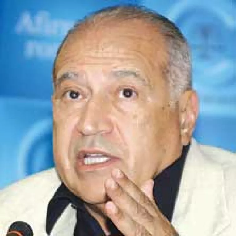 Voiculescu cheama partidele la izolarea PD-ului lui Basescu