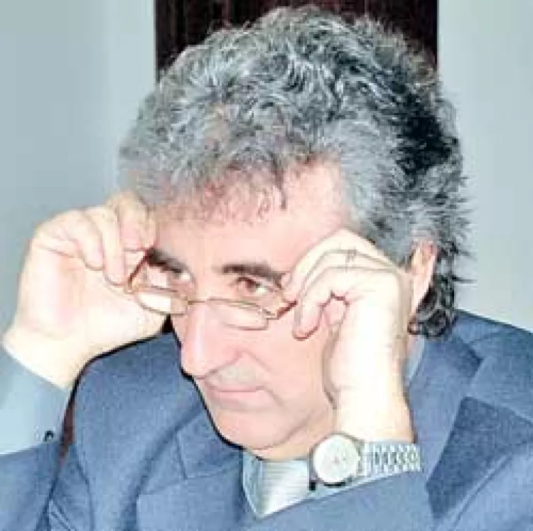 "Vor aparea in cursa pentru Primaria Constanta si alte piese grele"