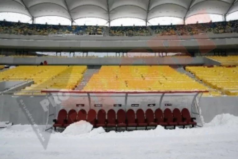 Zapada si temperaturile scazute din Bucuresti au afectat gazonul de pe Arena Nationala