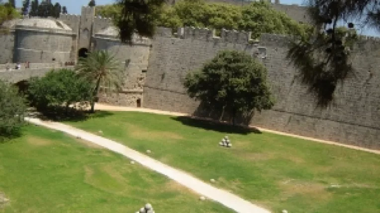 Zece motive pentru care sa ajungi in Insula Rodos din Grecia